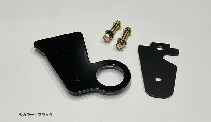 ジムニー専用牽引フックでよりレーシーな車輛へ